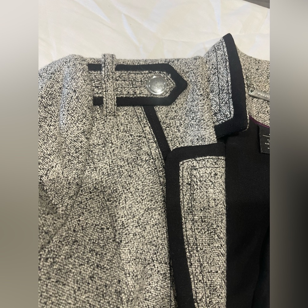 White House Black Market Gray Long Sleeve Tweed zippered Blazer Jacket Size 00 - Picture 10 of 11
